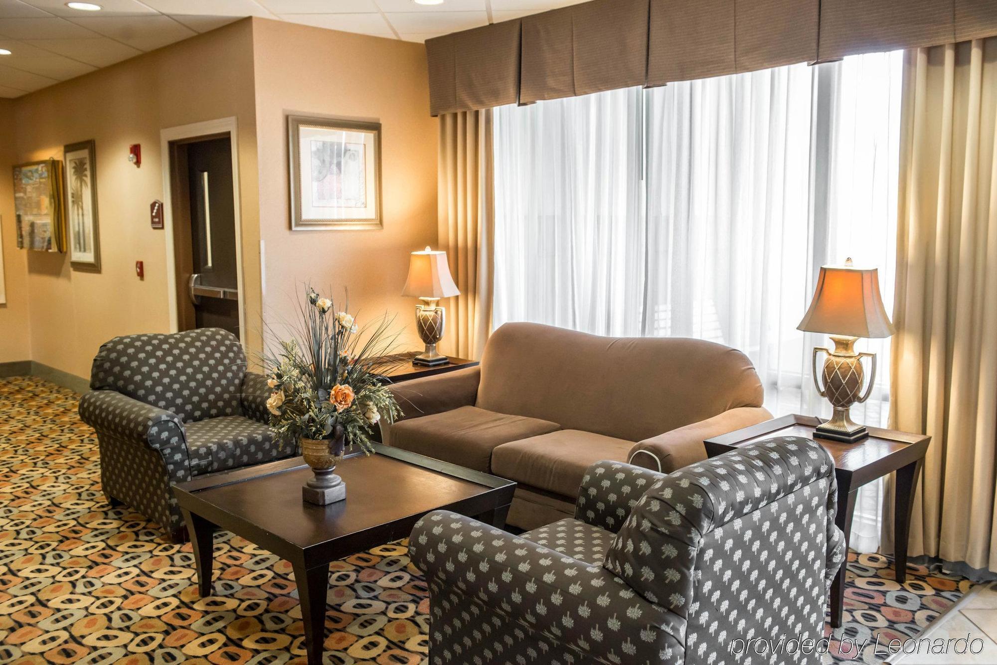 Comfort Hotel 3*