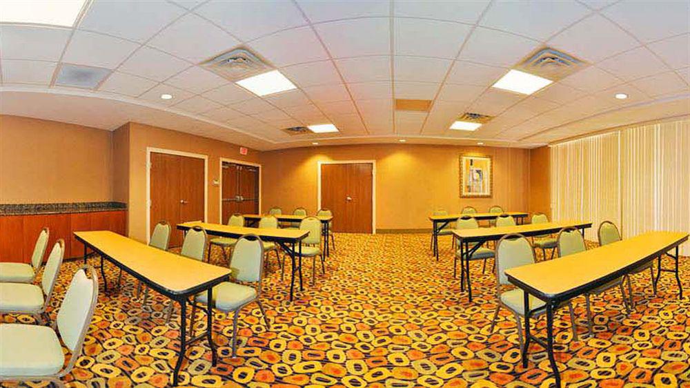 Comfort Hotel 3*